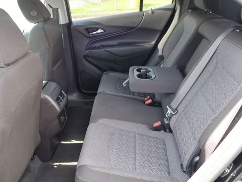 Used 2024 Chevrolet Equinox LT AWD/4WD image 17