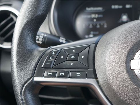 Used 2024 Nissan Kicks SV FWD image 17