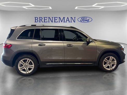 Used 2021 Mercedes-Benz GLB 250 4MATIC image 5