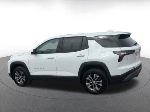 Used 2025 Chevrolet Equinox LT image 10