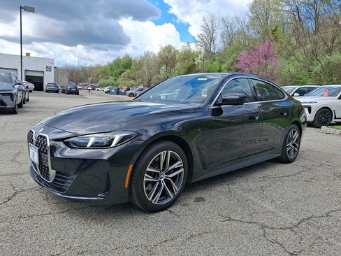 Used 2025 BMW 430i xDrive w/ Premium Package AWD/4WD image 3