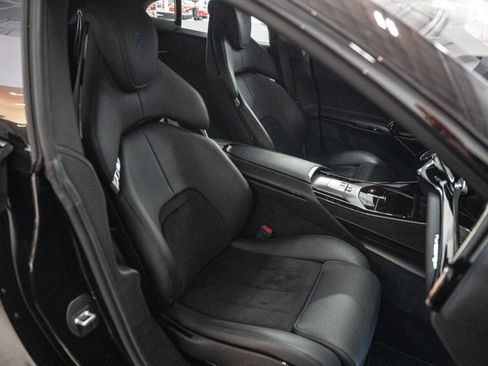 Used 2024 Ferrari Purosangue image 31