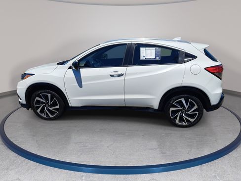 Used 2019 Honda HR-V Sport image 8