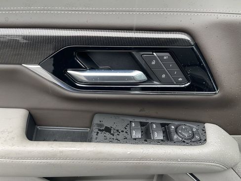 New 2026 GMC Yukon XL Elevation w/ Elevation Premium Package image 24