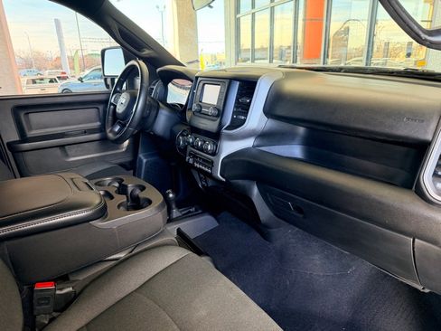 Used 2024 RAM 2500 Tradesman w/ Chrome Appearance Group image 21