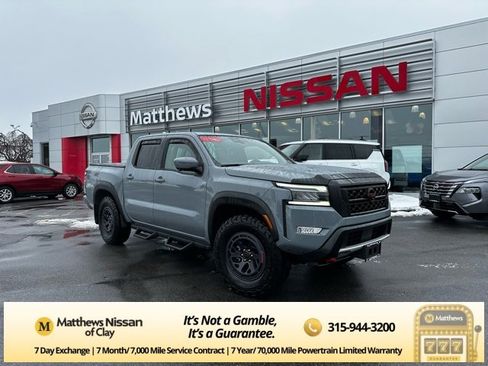 Used 2023 Nissan Frontier PRO-4X w/ Pro Convenience Package image 1