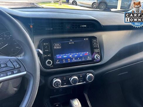 Used 2023 Nissan Kicks SV FWD image 6