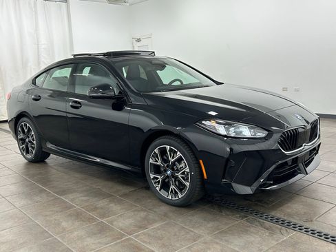 Used 2026 BMW 228i w/ Technology Package FWD image 6