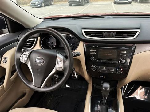 Used 2016 Nissan Rogue S image 14