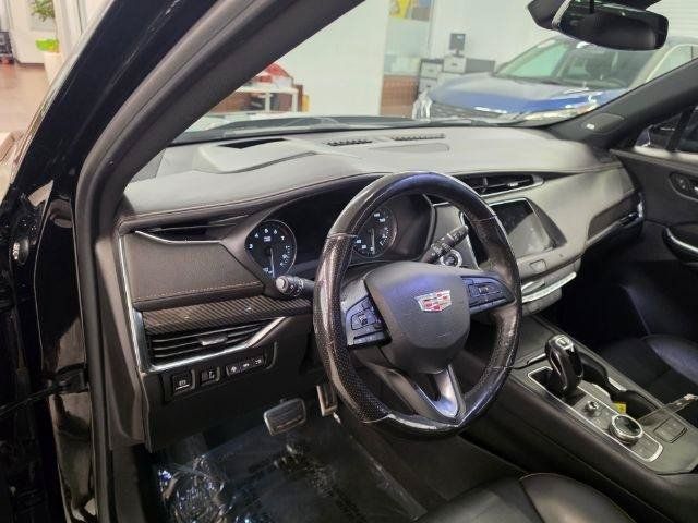 Used 2019 Cadillac XT4 Sport AWD/4WD image 8