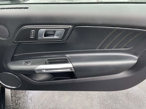 Used 2019 Ford Mustang Premium image 44