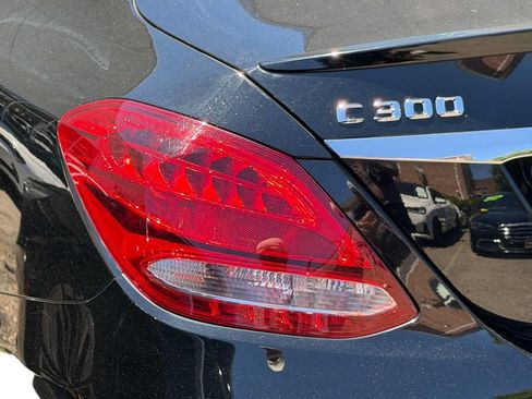 Used 2016 Mercedes-Benz C 300 4MATIC Sedan image 21
