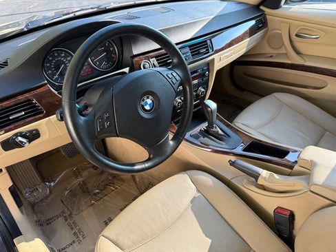 Used 2011 BMW 328i xDrive Sedan image 15