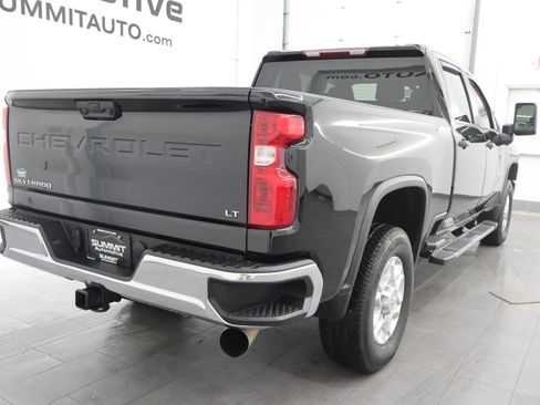 Used 2023 Chevrolet Silverado 2500 LT w/ Convenience Package AWD/4WD image 4