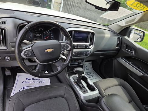 Used 2021 Chevrolet Colorado LT w/ Fleet Safety Package image 11