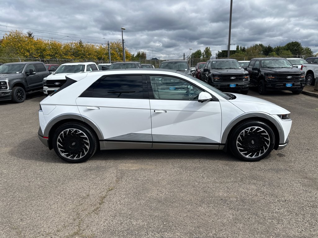 Used 2023 Hyundai Ioniq 5 Limited AWD/4WD image 7
