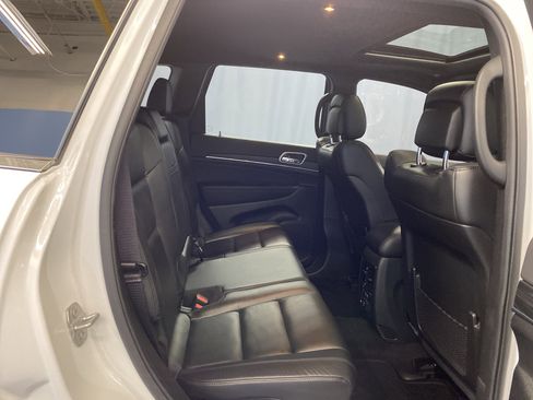 Certified 2022 Jeep Grand Cherokee Limited image 43