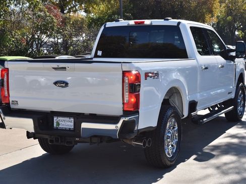 Used 2024 Ford F250 Lariat w/ Chrome Package image 8