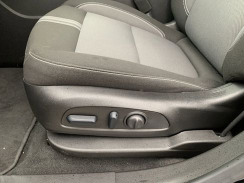 Certified 2025 Chevrolet Blazer LT image 10