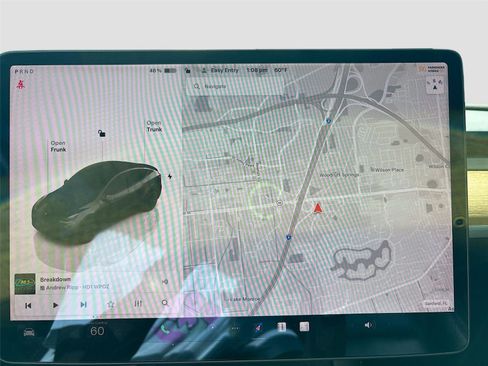 Used 2022 Tesla Model Y Long Range image 12