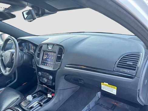 Used 2023 Chrysler 300 S w/ Comfort Group image 31