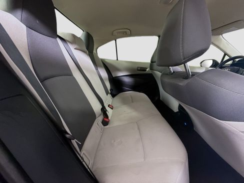 Used 2022 Toyota Corolla LE w/ LE Convenience Package FWD image 27