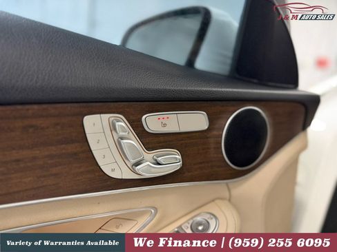 Used 2020 Mercedes-Benz C 300 4MATIC Sedan image 29