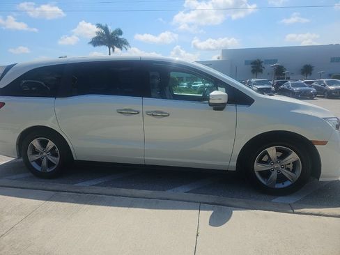 Used 2019 Honda Odyssey EX-L image 4