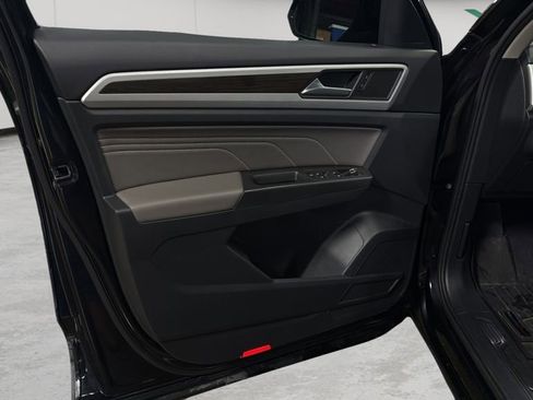 Used 2022 Volkswagen Atlas SE image 57