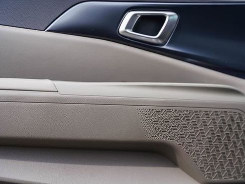 New 2026 Kia Carnival LXS image 22