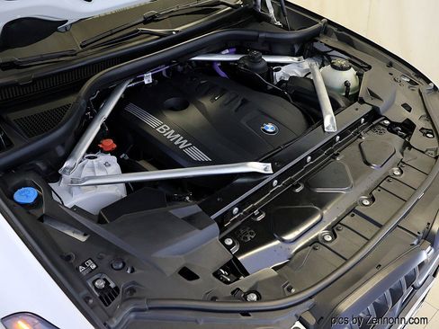 Certified 2024 BMW X6 xDrive40i w/ Premium Package image 39