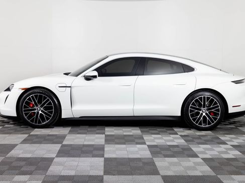 Used 2021 Porsche Taycan 4S image 3