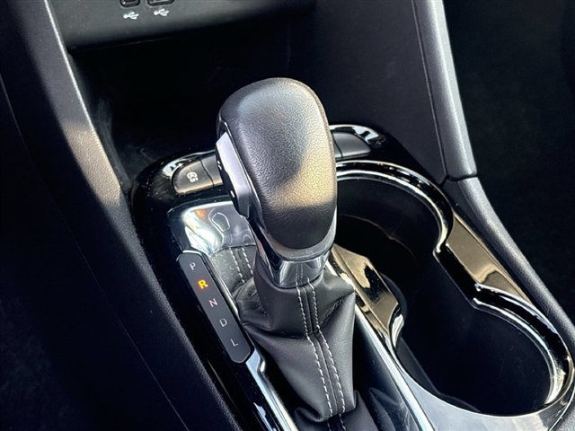 Certified 2024 Buick Encore GX Preferred w/ Comfort Package FWD image 15