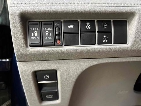 Used 2019 Honda Odyssey EX-L image 9