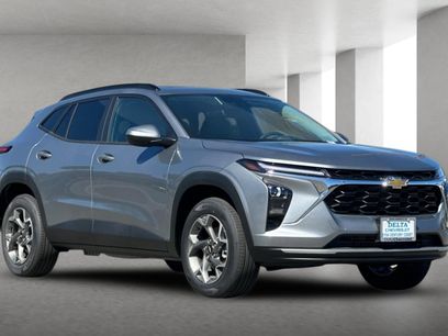 New 2026 Chevrolet Trax LT w/ Sunroof Package