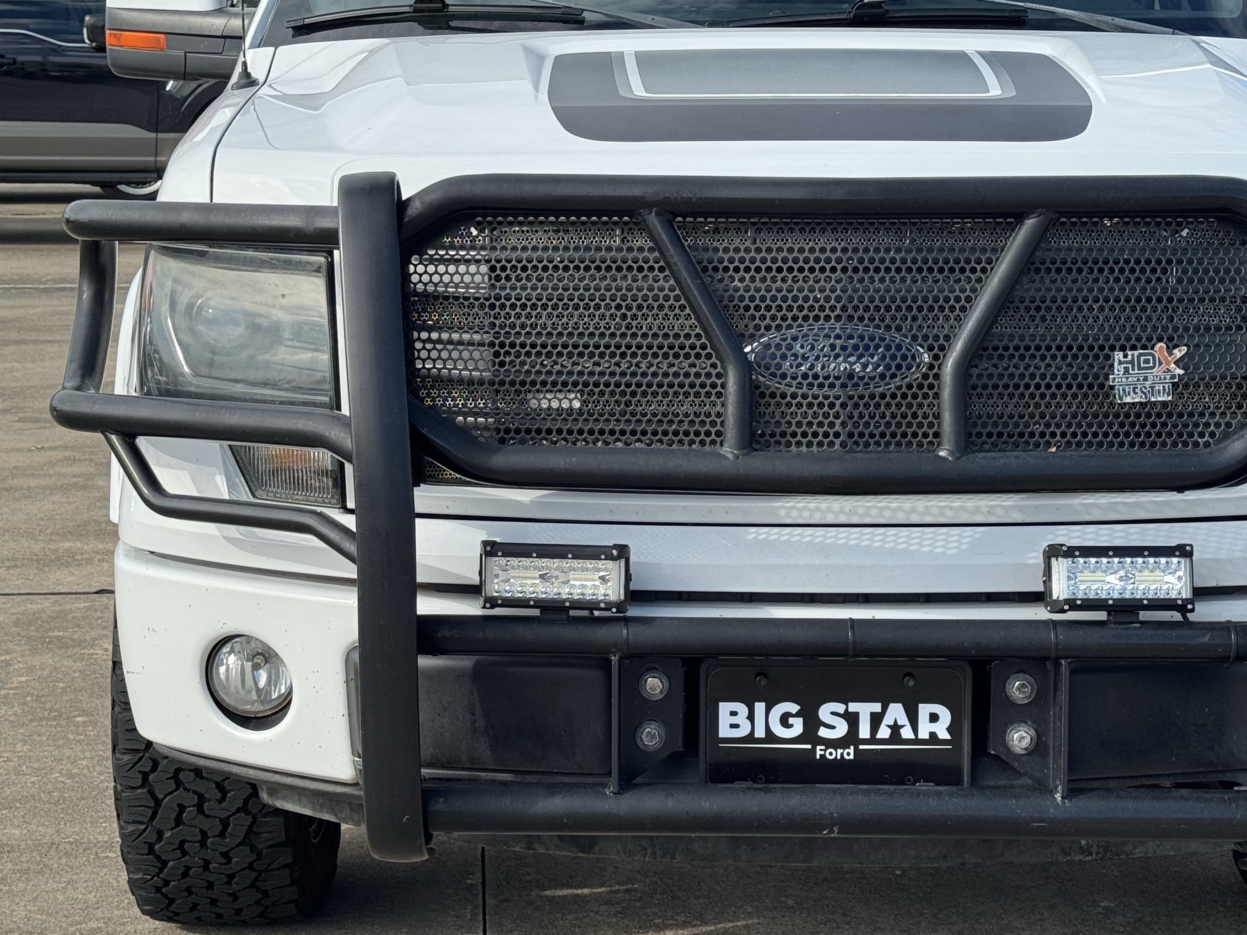 Used 2014 Ford F150 FX4 w/ Equipment Group 402A Luxury AWD/4WD image 10