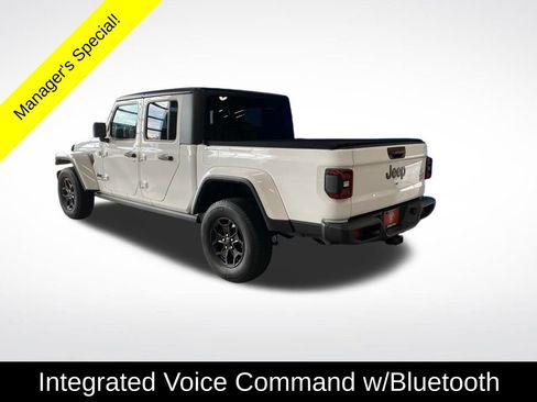 Used 2021 Jeep Gladiator Willys image 21