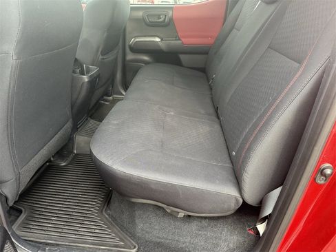 Used 2020 Toyota Tacoma SR5 image 23