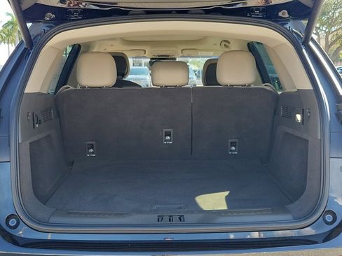 Certified 2024 Lincoln Nautilus Reserve w/ Equipment Group 202A image 11