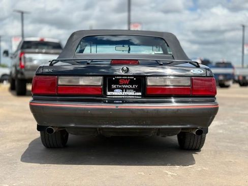 Used 1988 Ford Mustang LX image 12