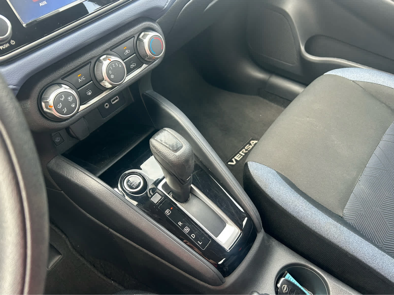 Used 2024 Nissan Versa SV FWD image 32