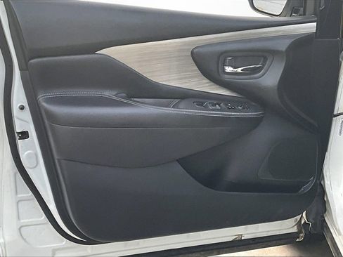 Used 2017 Nissan Murano AWD image 19