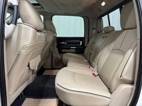 Used 2018 RAM 3500 Laramie Longhorn image 19