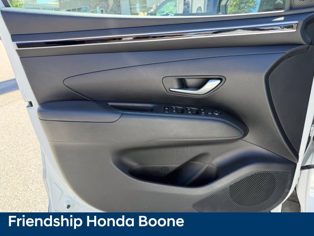 Used 2022 Hyundai Santa Cruz SEL w/ Activity Package FWD image 13