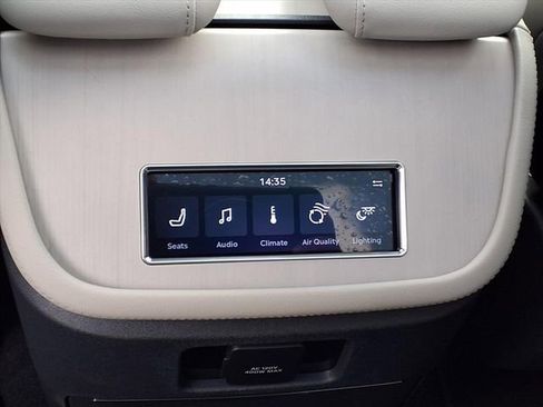 New 2026 Lincoln Navigator L Reserve AWD/4WD image 10