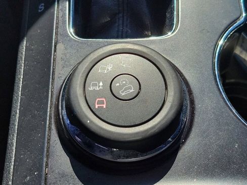 Used 2019 Ford Explorer XLT w/ Equipment Group 201A image 34