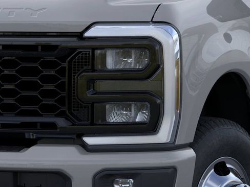 New 2026 Ford F350 XL w/ STX Appearance Package AWD/4WD image 17