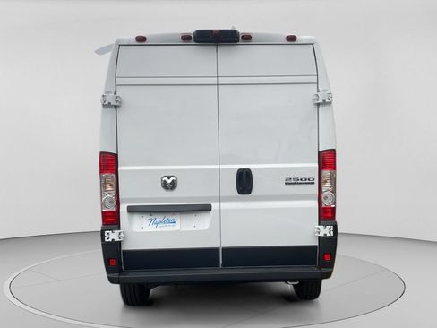 Used 2026 RAM ProMaster 2500 w/ Convenience Group FWD image 6