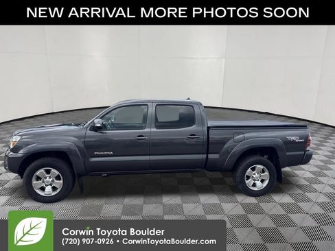 Used 2013 Toyota Tacoma 4x4 Double Cab w/ TRD Sport Pkg image 4