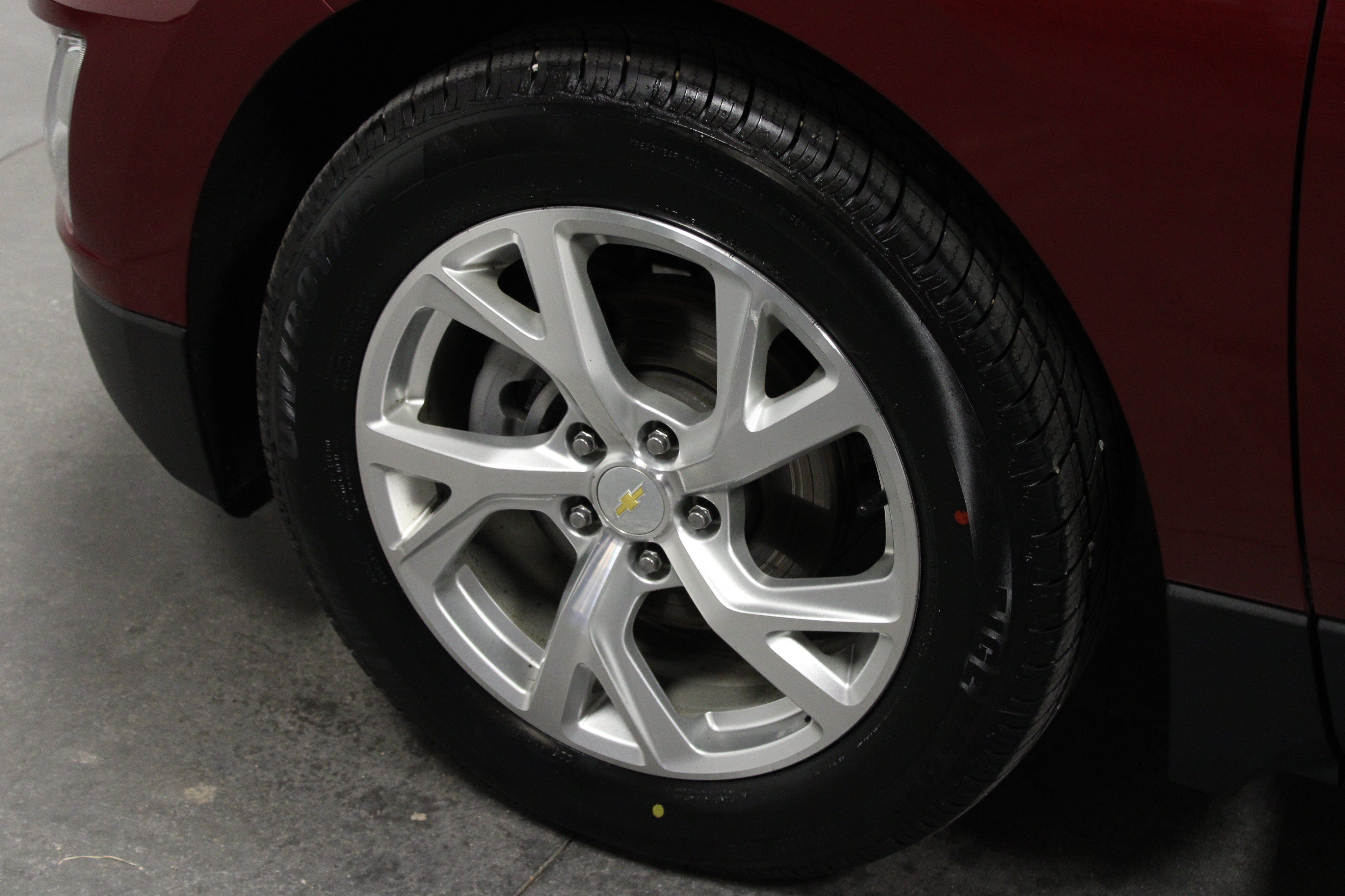 Used 2020 Chevrolet Equinox Premier FWD image 10